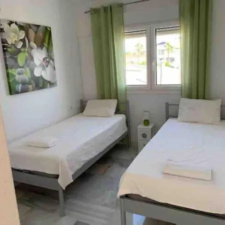 4+2 Beds In Villamartin, Torrevieja Apartment *